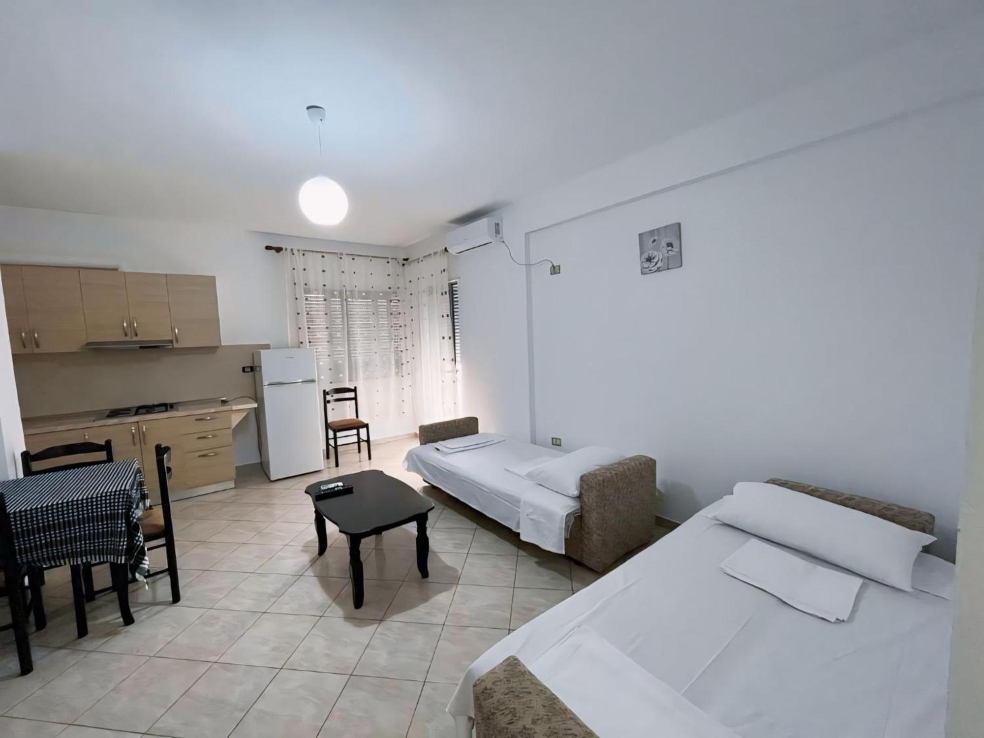 Gerald'S Central Apartments Vlorë 外观 照片