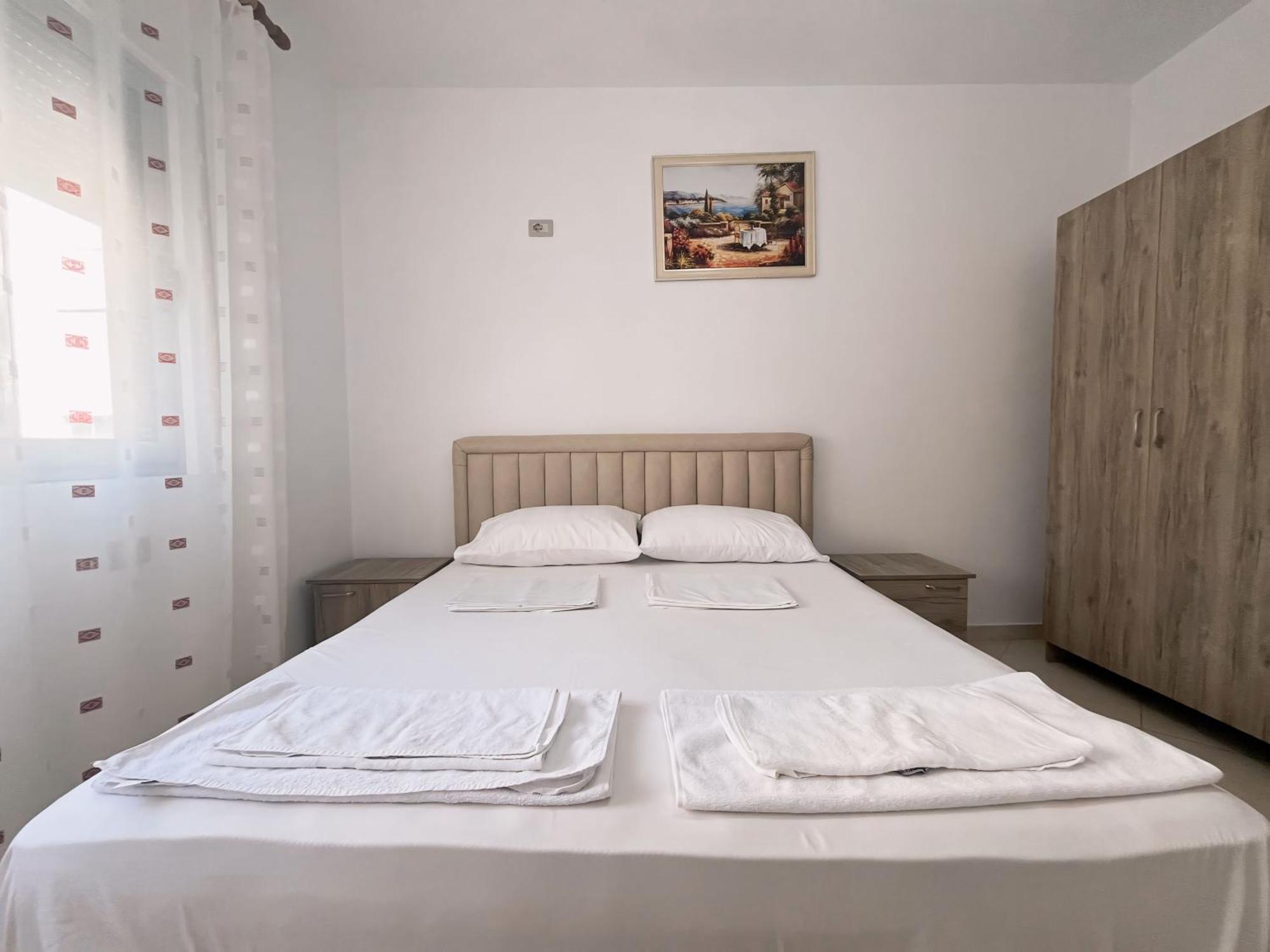 Gerald'S Central Apartments Vlorë 外观 照片