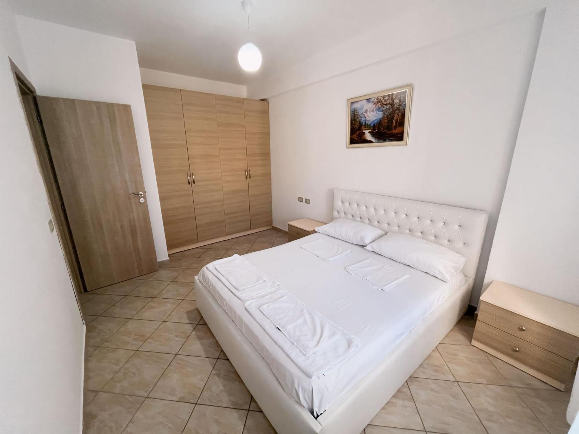 Gerald'S Central Apartments Vlorë 外观 照片