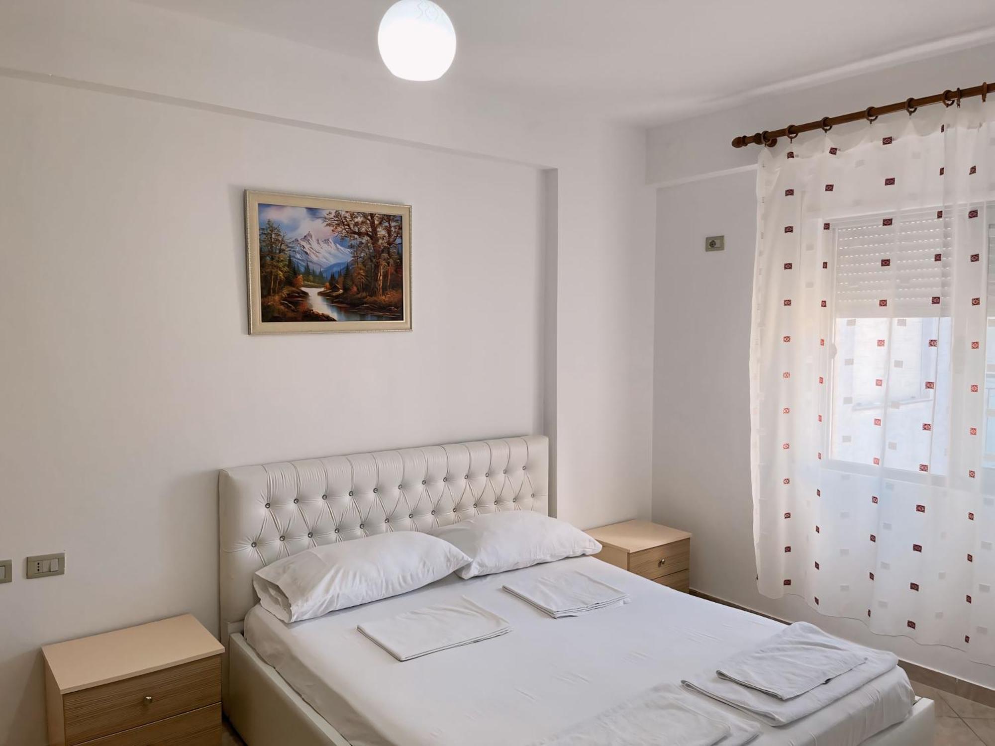 Gerald'S Central Apartments Vlorë 外观 照片
